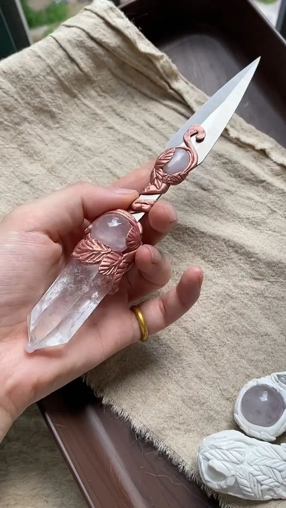 Amethyst Floral Magic Dagger | Blend of Ritual and Art Buddha padmasana