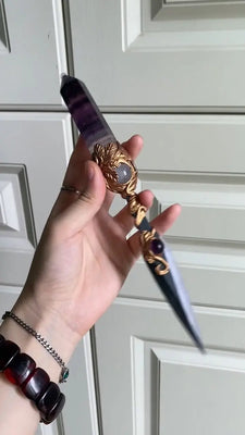 Amethyst Floral Magic Dagger | Blend of Ritual and Art Buddha padmasana