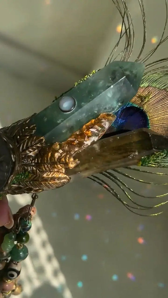 Dragon’s Breath Natural Crystal & Deer Antler Scepter Buddha padmasana