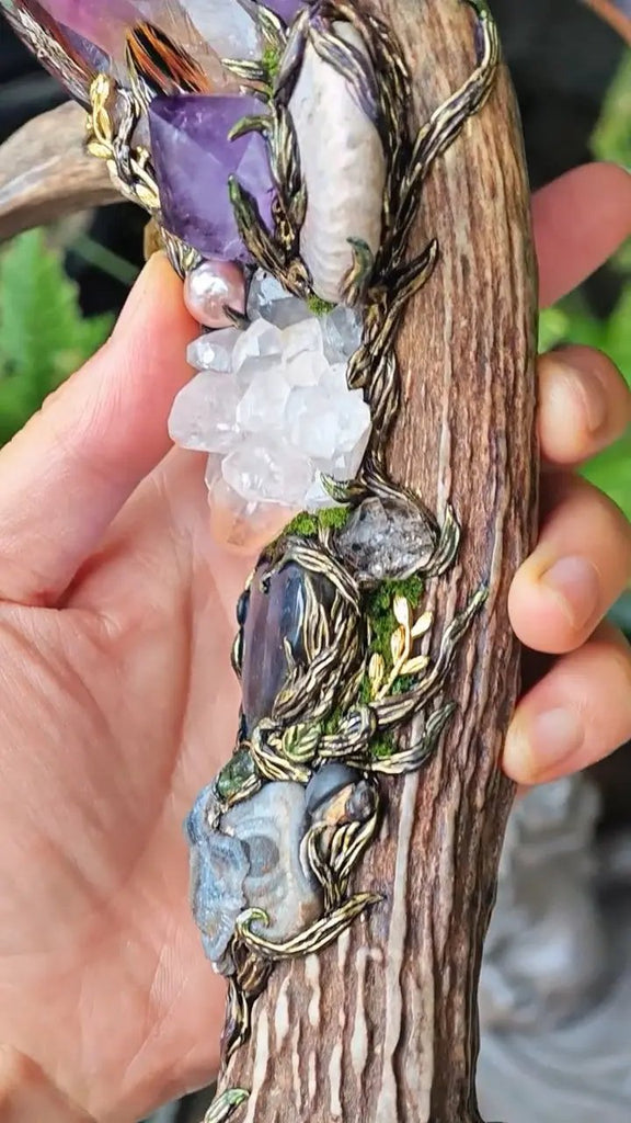Resonance with All Amethyst Antler Spiritual Scepter Buddha padmasana