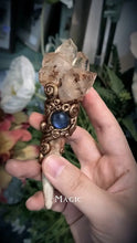 Load image into Gallery viewer, 「Lunar Quartz Shamanic Wand」Handcrafted Crystal Energy Totem for Rituals &amp; Spiritual Awakening Buddha padmasana