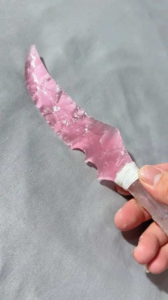「Pink Ice Blade」Handcrafted Crystal Ritual Knife – A Fusion of Rose Quartz Love & Clear Quartz Purity Buddha padmasana