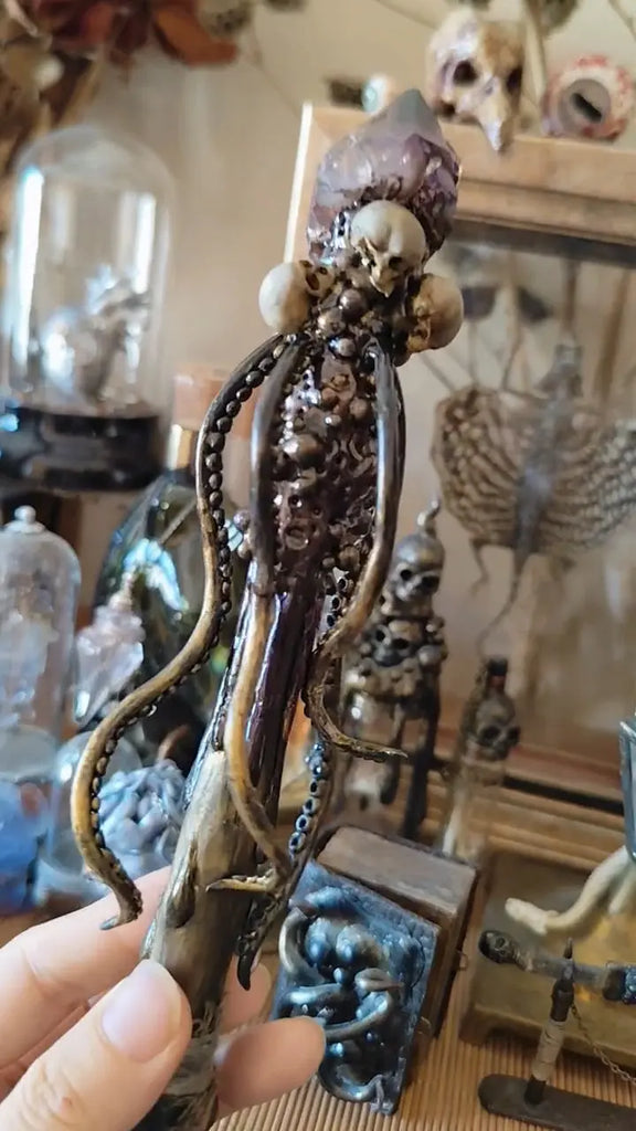 OctopusSkull Wand Buddha padmasana