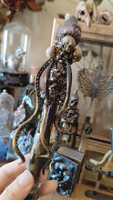 Load image into Gallery viewer, OctopusSkull Wand Buddha padmasana