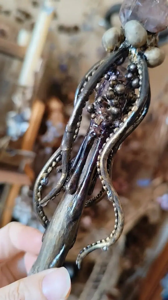 OctopusSkull Wand Buddha padmasana