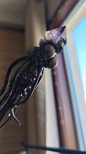 Load image into Gallery viewer, OctopusSkull Wand Buddha padmasana