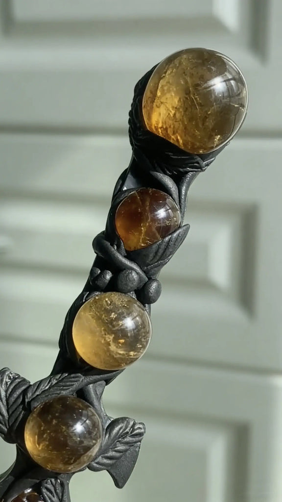 Aura Blade Buddha padmasana