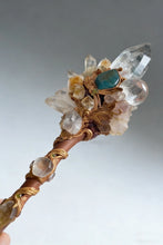 Charger l'image dans la galerie, Formless Wheel · Staff Buddha padmasana