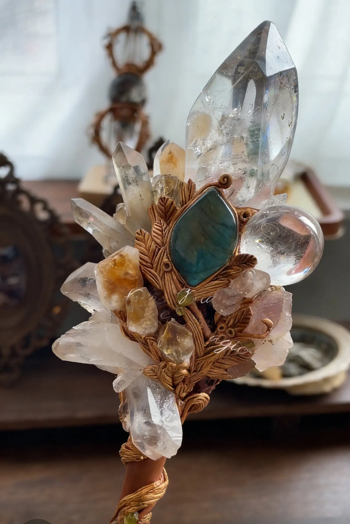 Formless Wheel · Staff Buddha padmasana