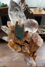 Charger l'image dans la galerie, Formless Wheel · Staff Buddha padmasana